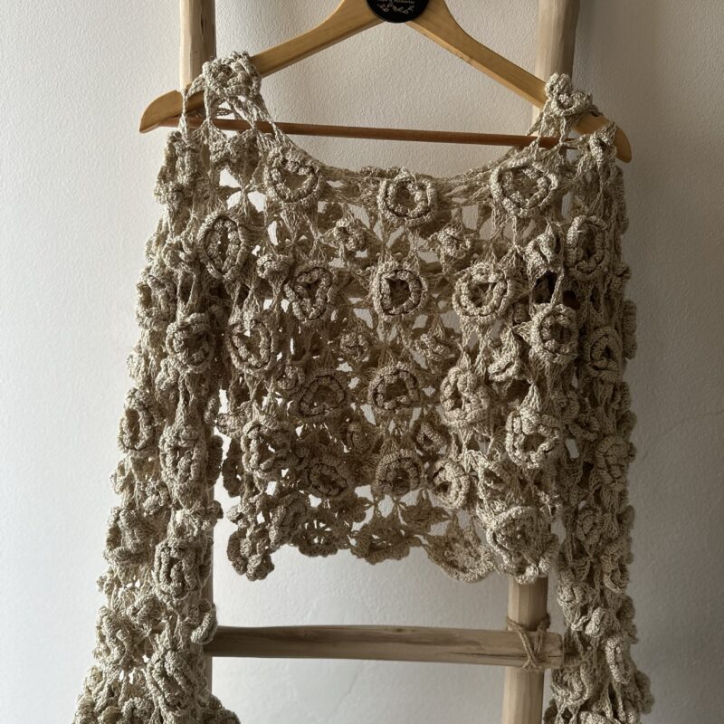 Top manga larga/ sweater floral