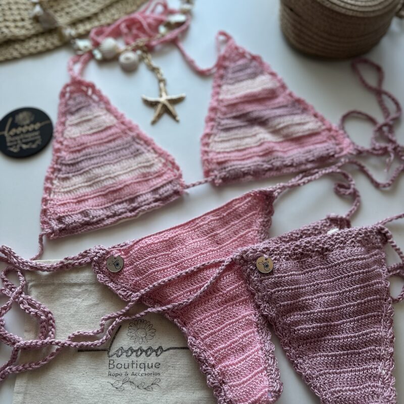 Bikini bicolor en rosas